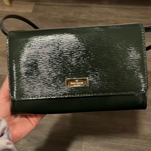 kate spade Handbags - Kate spade Forrest green purse never used